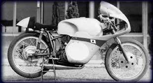 1960N}TTo}VAXYLRT60(125cc)