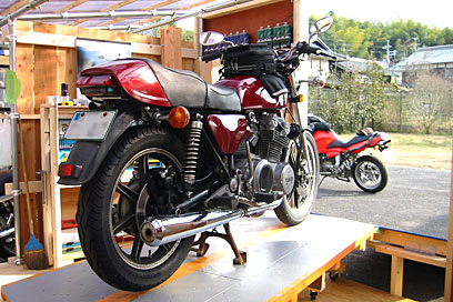 ]ɍڂGX750ɂBAtF_[XJ750EpBɌ̂BMW R1100S kei-1B