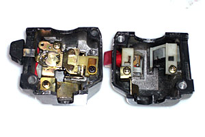 配線を外したスイッチを清掃の後に仮組み。使用予定のφ4.7のケーブルだとゴソゴソになるので、どうクランプするかが課題。 配線を外したスイッチを清掃の後に仮組み。使用予定のφ4.7のケーブルだとゴソゴソになるので、どうクランプするかが課題。