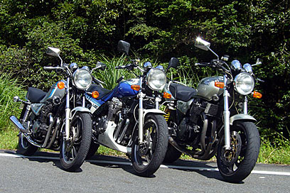 F19インチの1981年型XJ750E川口号/F18インチの1991年型XJ900自車/F17インチの1997年型XJR1200村上号。 F19インチの1981年型XJ750E川口号/F18インチの1991年型XJ900自車/F17インチの1997年型XJR1200村上号。